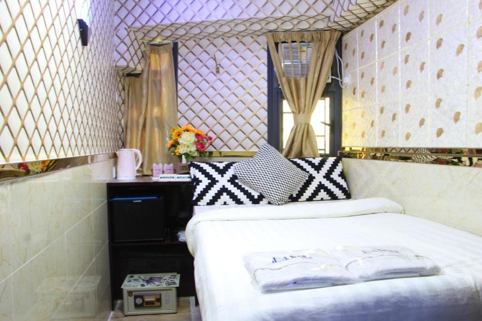 Temple Street Hotel Цзюлун Экстерьер фото
